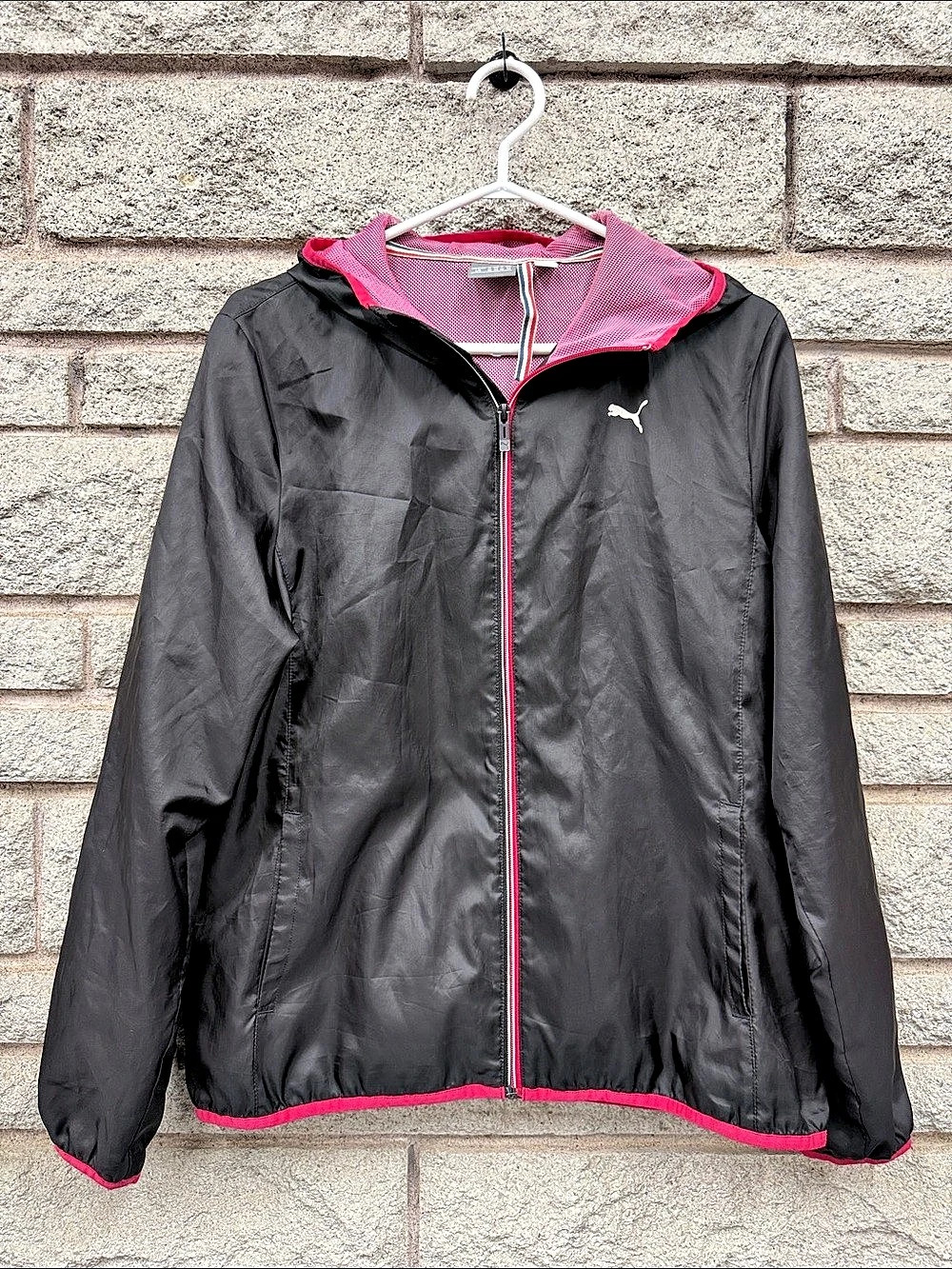 PUMA Women’s Large Black Pink Hooded Windbreaker Running Jacket Lightweight